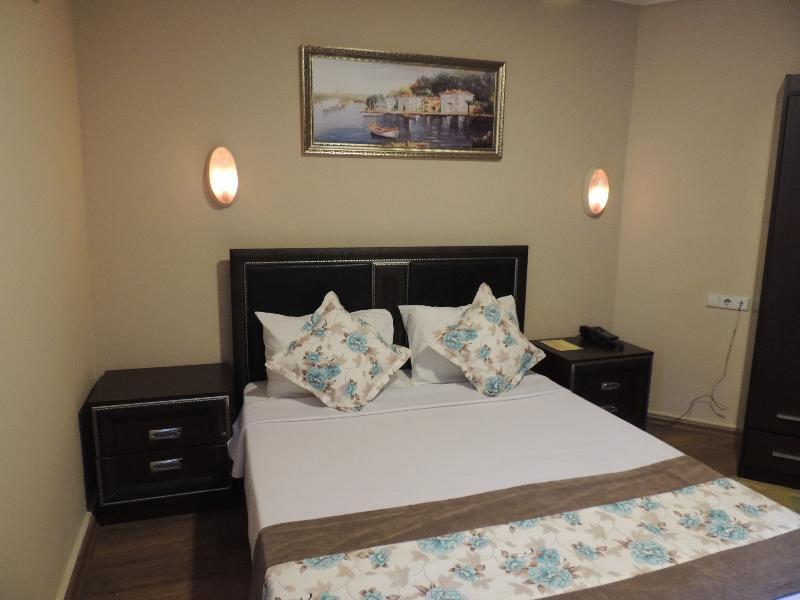 Adana Saray Hotel Eksteriør bilde