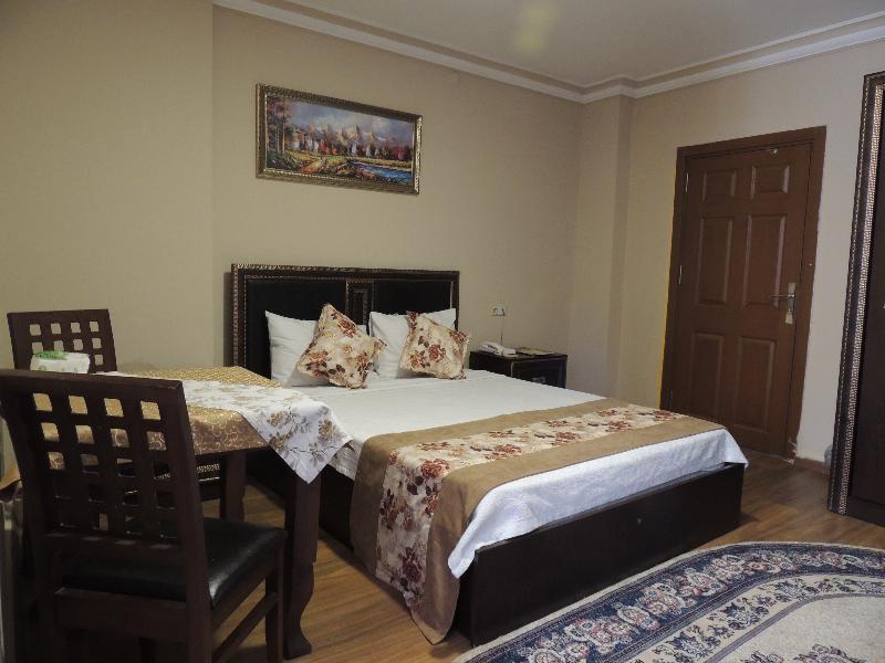 Adana Saray Hotel Eksteriør bilde